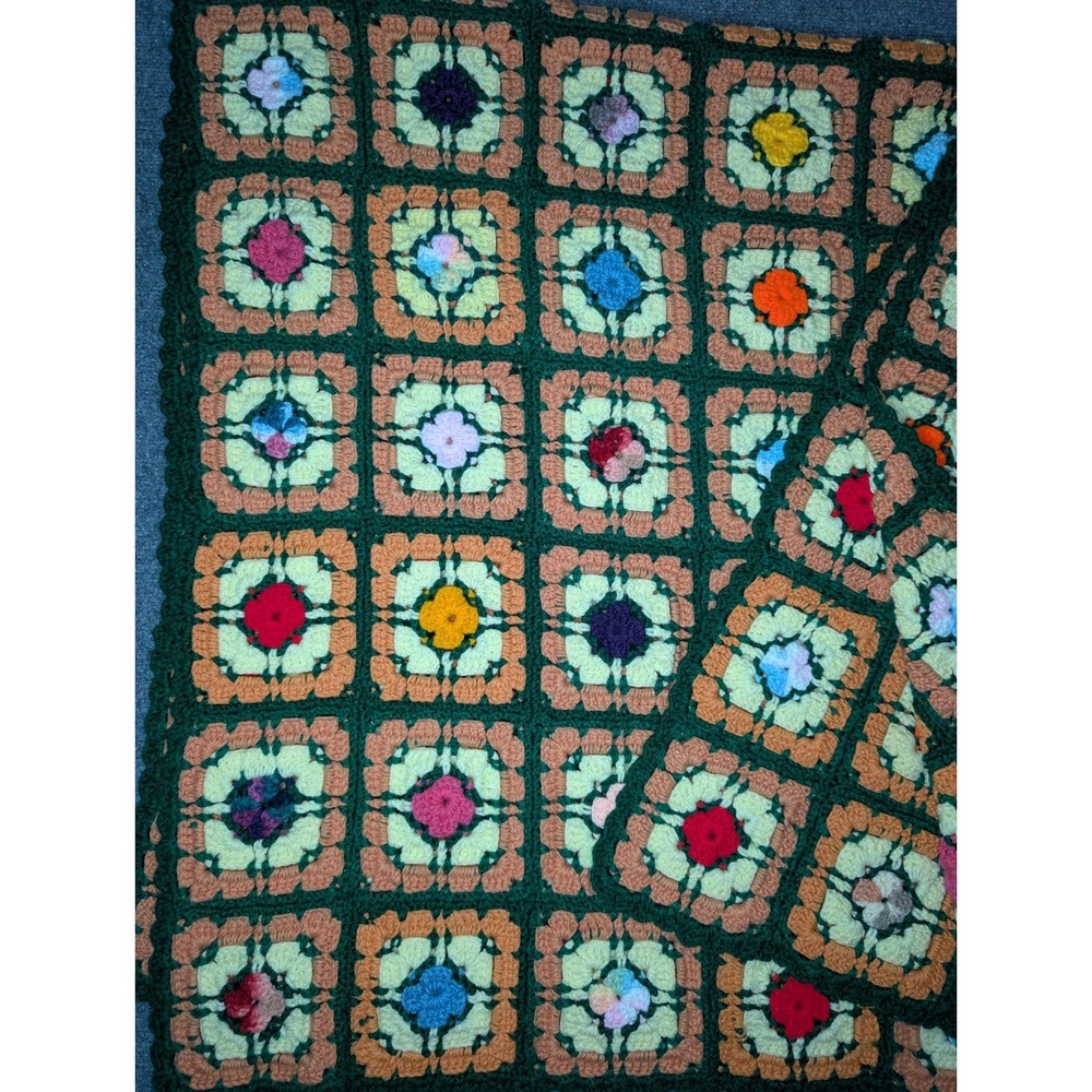 VINTAGE Handmade Colorful GRANNY SQUARE Afghan Crochet Blanket Throw 62"x46" - Picture 2 of 6